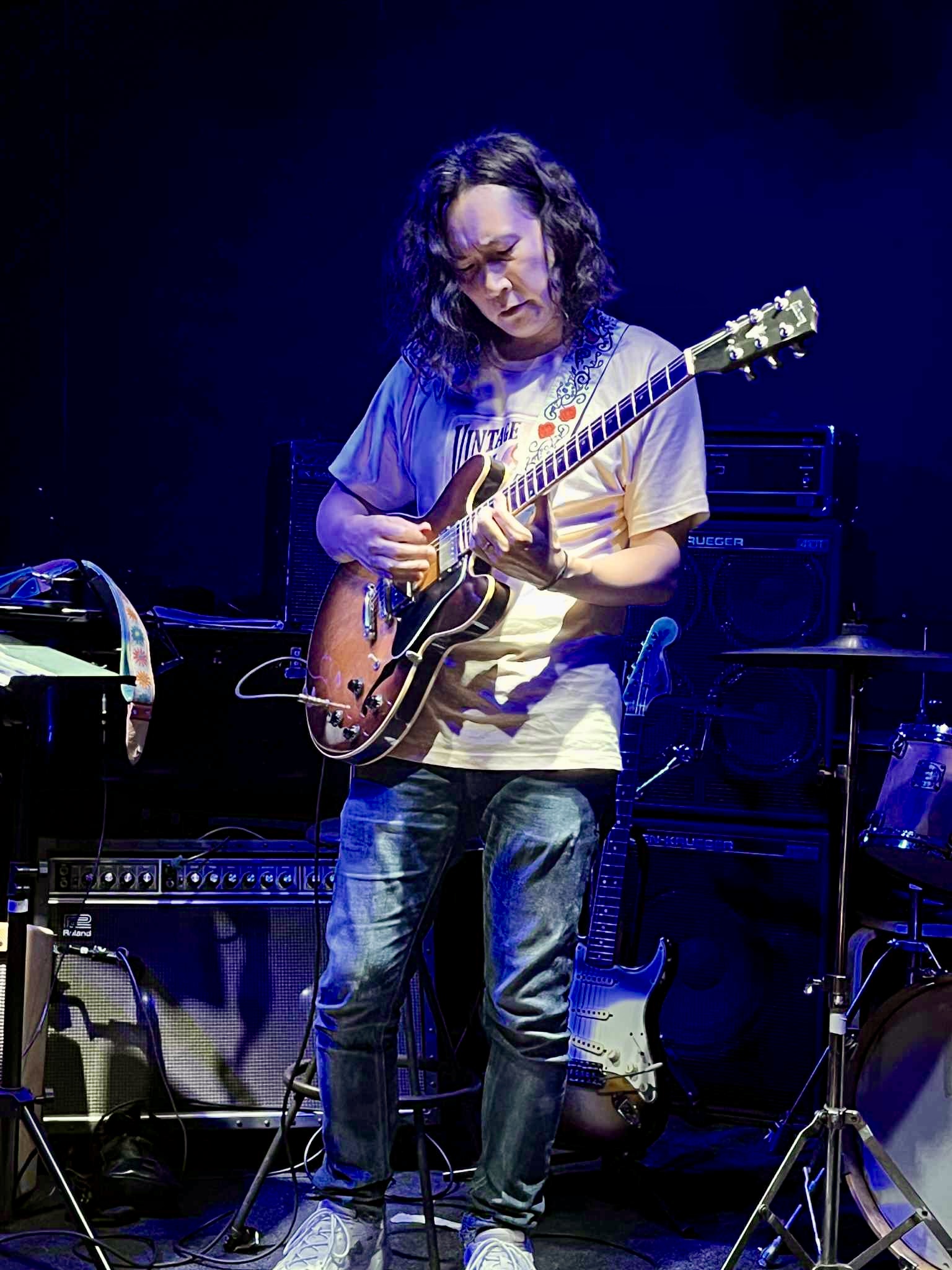 0032DC9C-3641-46C6-A543-6E3B51EC04EF_1_201_a