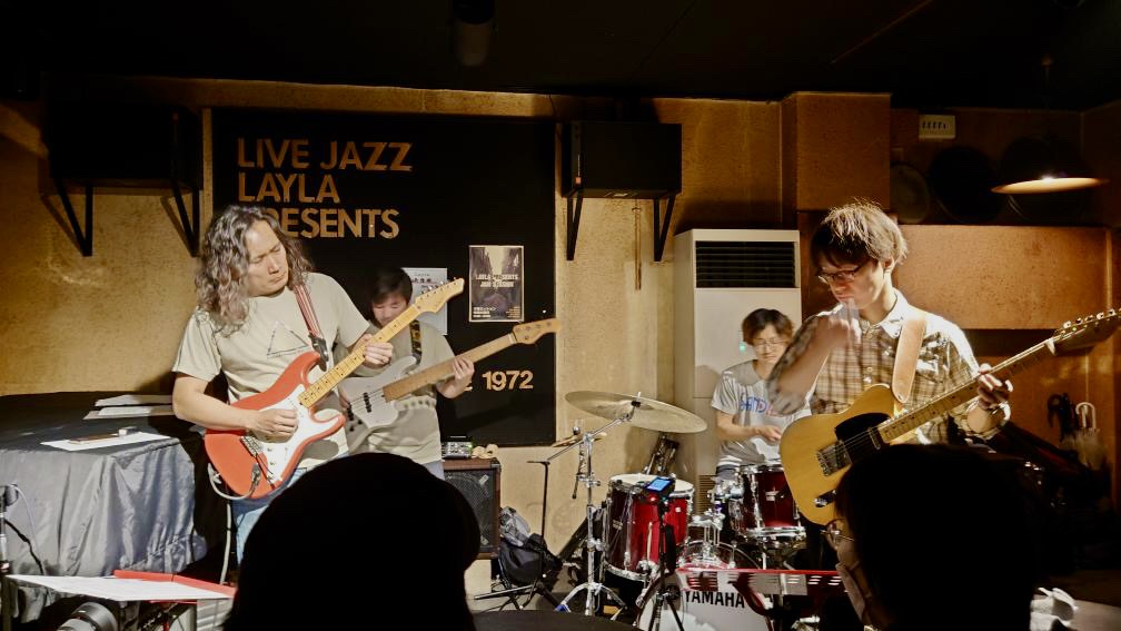 01374D40-1B4C-47BF-83D6-72EDCACE1D45_1_201_a