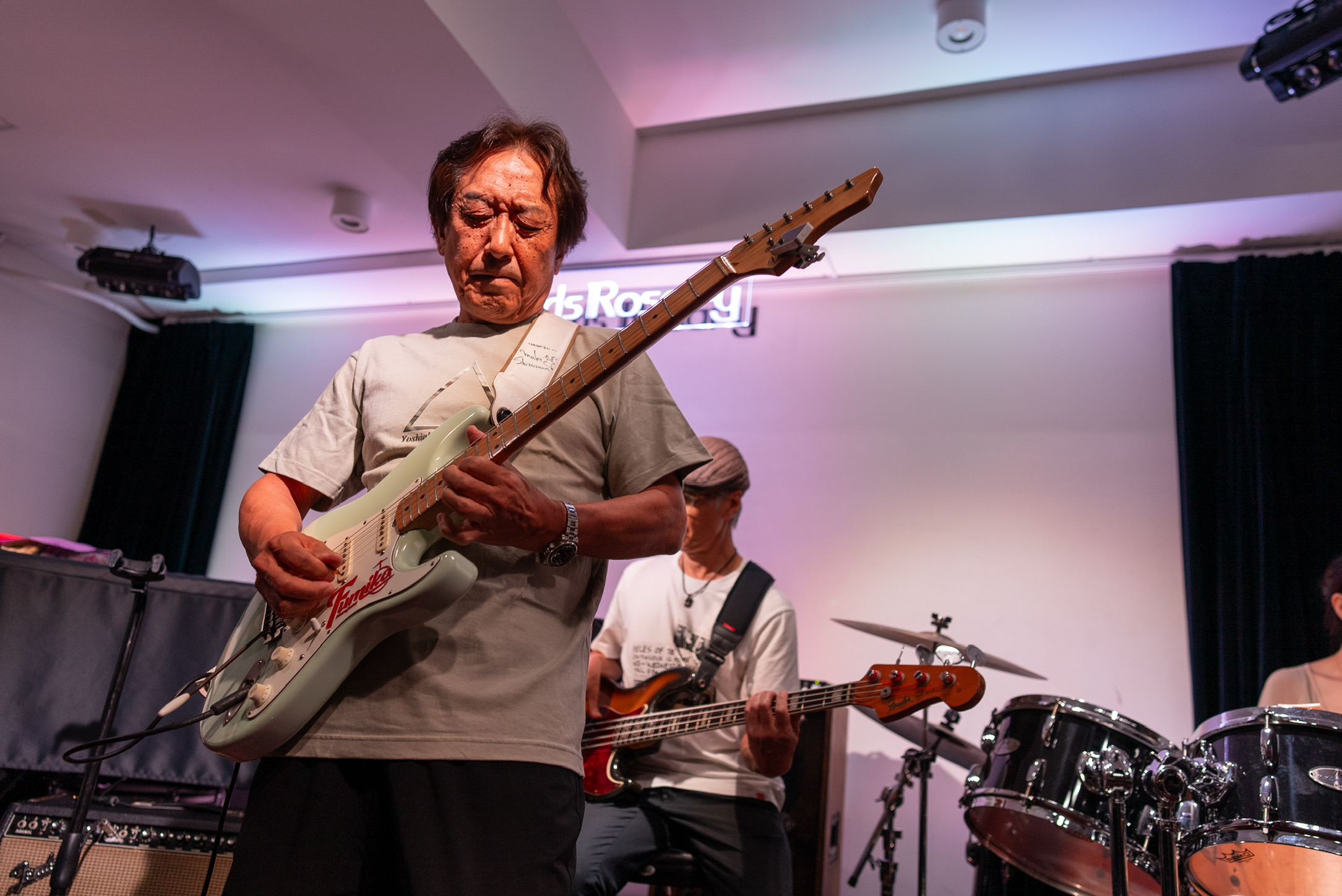 089DEFBE-1DA8-4371-9A07-61DD991EAEC0_1_102_o