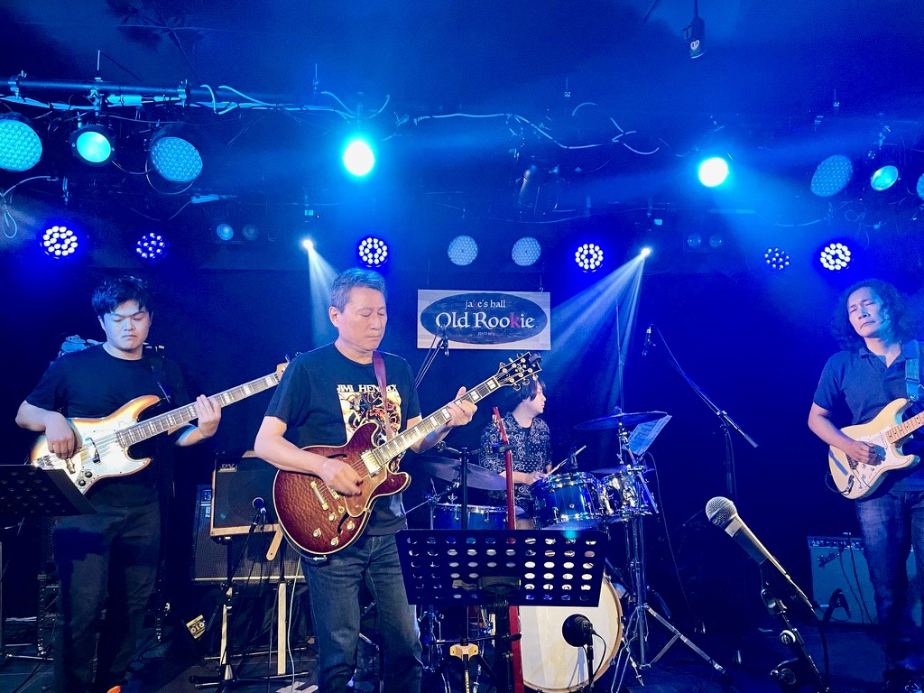 0B2E4C0F-F1E2-481B-A3A3-97C2C08E0867_1_105_c