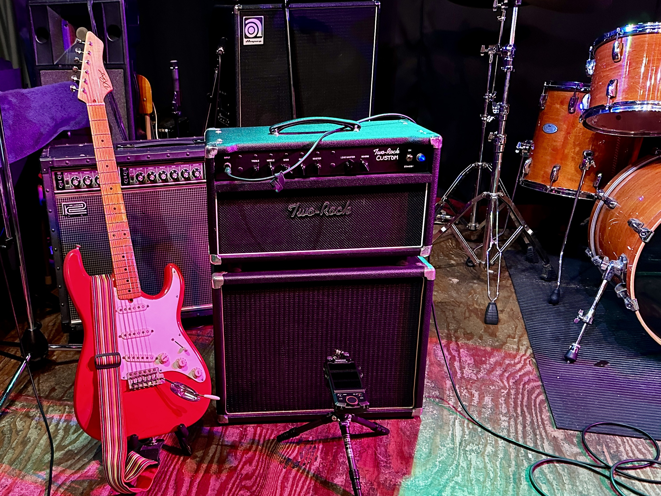 0CA80FC8-E1E0-41F8-9C47-0578C0E54EE3_1_201_a