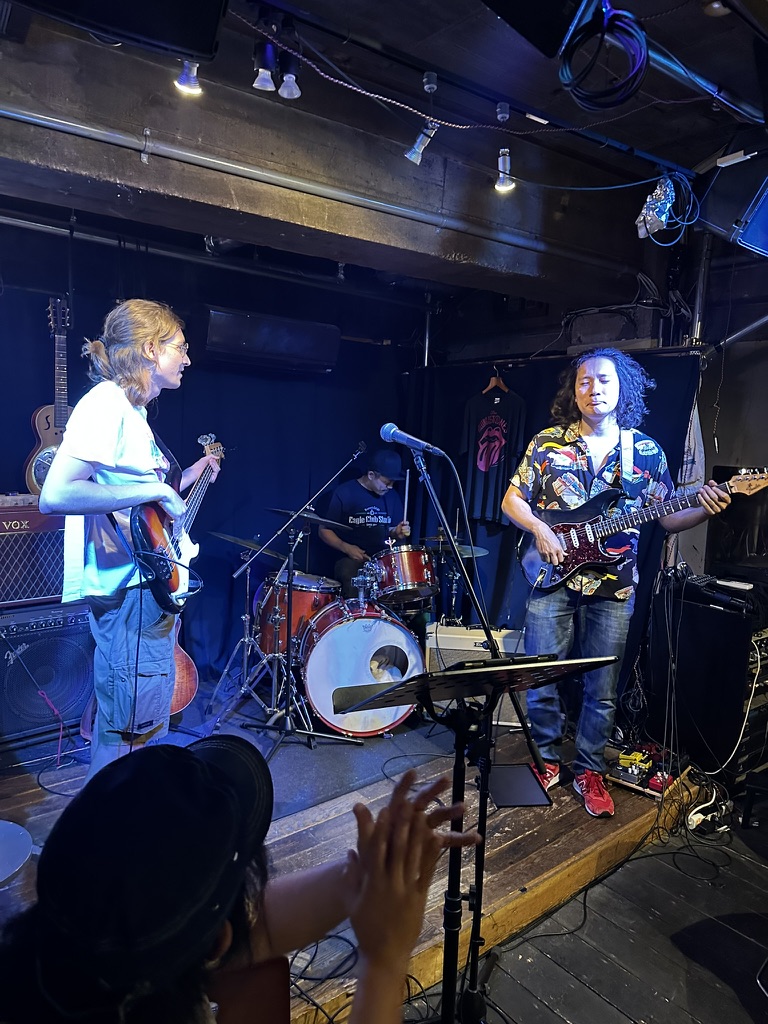 0CF134D5-C099-470D-A65E-5627D6340CED_1_105_c