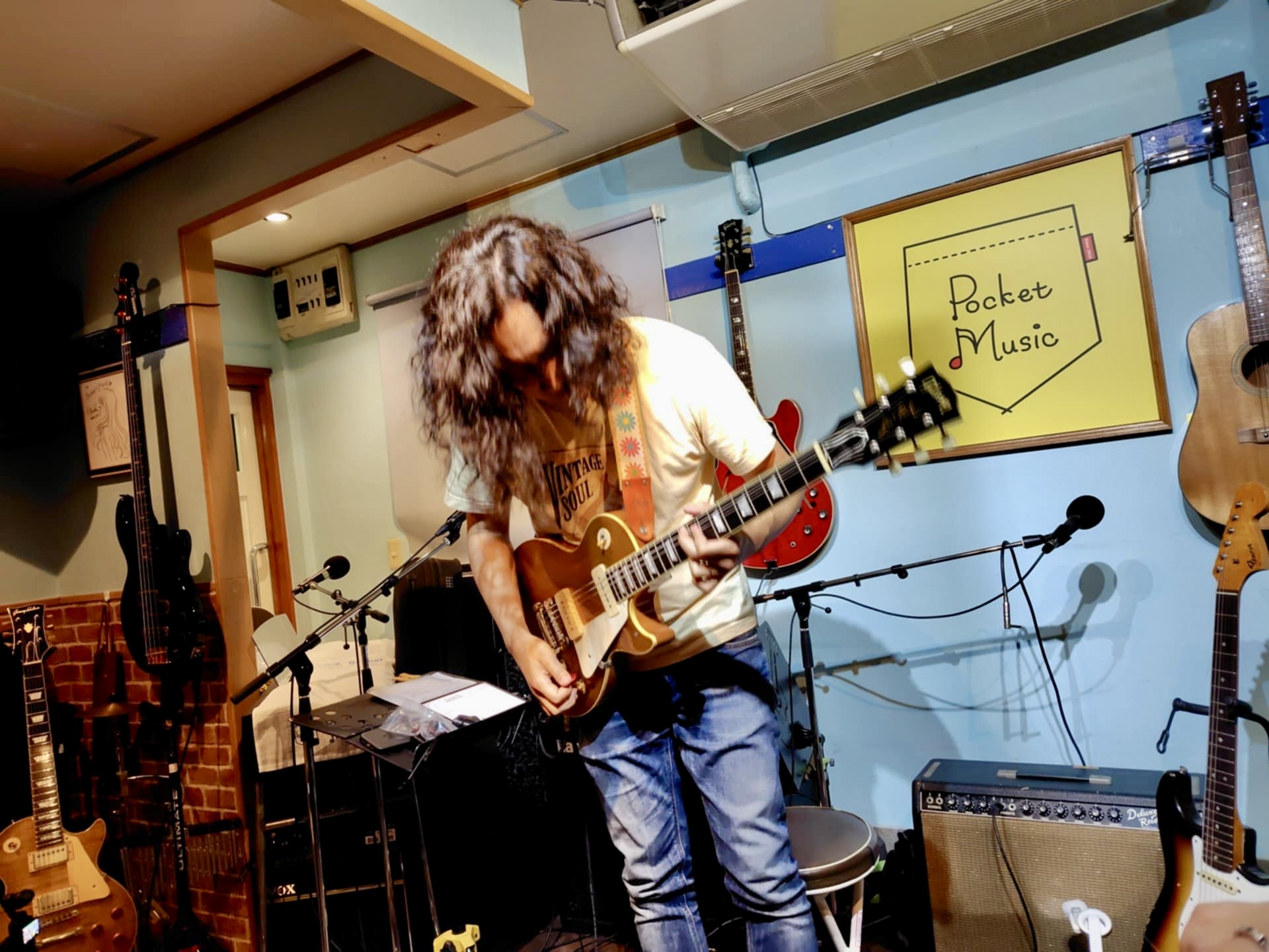 1F71C849-856D-49FC-AC68-2552225C954A_1_201_a