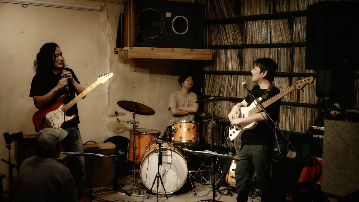 2BAE39F6-557E-499C-9916-151AD559BB21_1_105_c