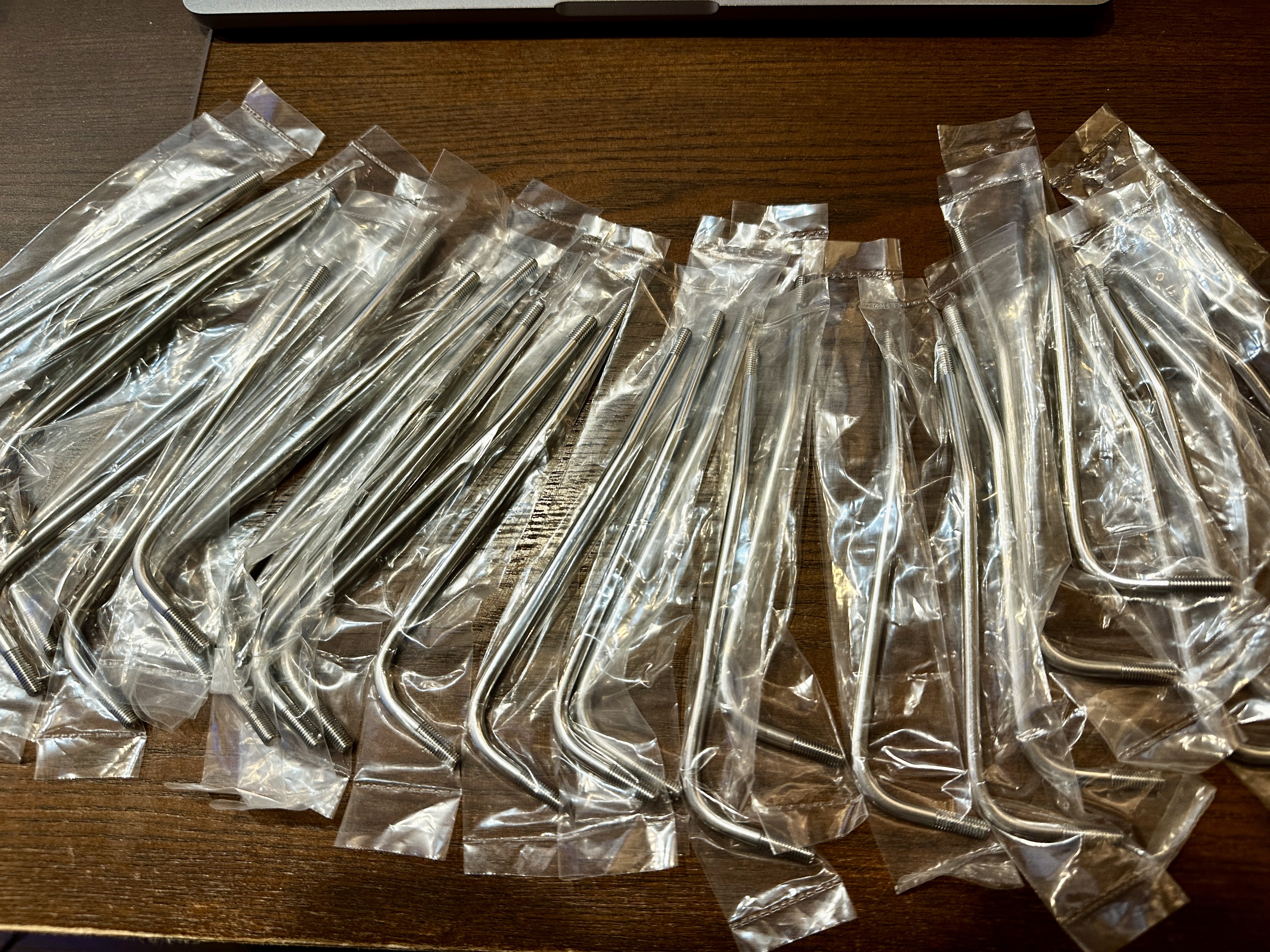 5B8C04A7-01EA-4B87-BDAC-5B76A0B42E41_1_201_a