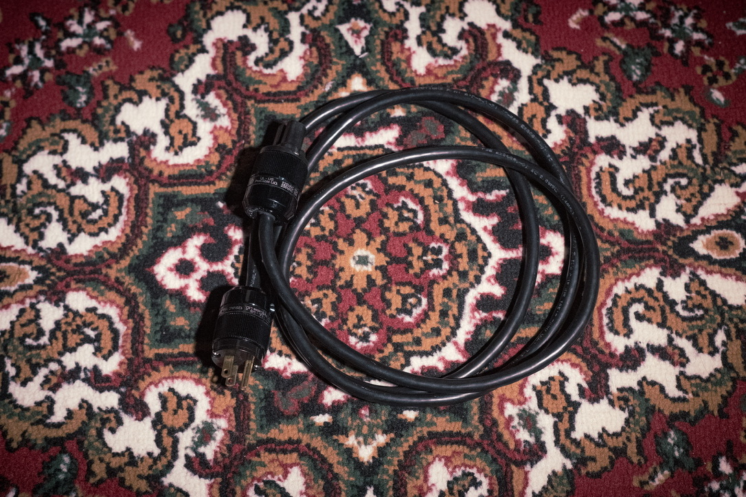 Yoshiaki Imahori 電源ケーブル