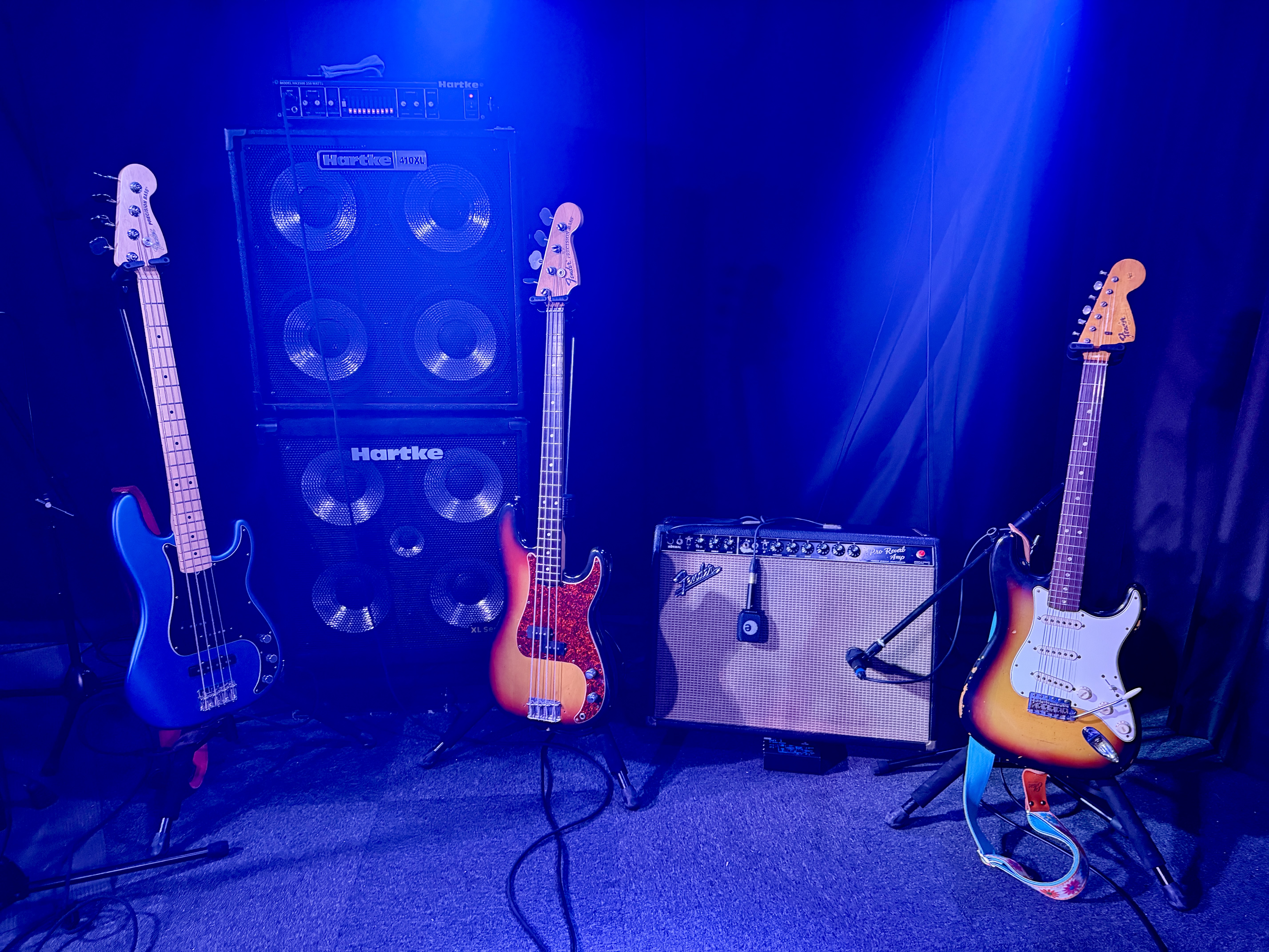 8417A4D6-0376-4D20-92B4-39C1260C6D8A_1_201_a