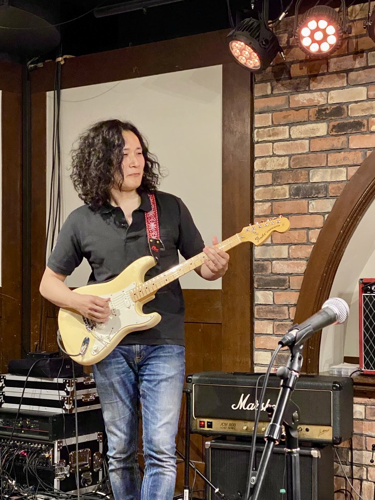 8A6E8C00-4CC1-4028-9F3C-DB9E0BECC902_1_105_c