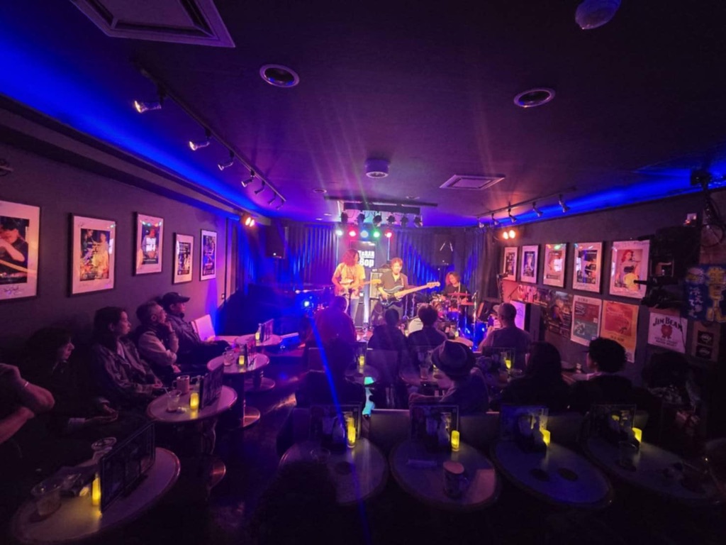 9BD2269B-CBF1-4D2F-B49A-36FF596BE221_1_105_c