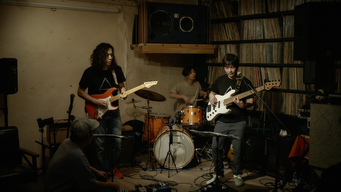 A8E27A43-92EC-49C0-8D9E-A3439DAE8021_1_105_c