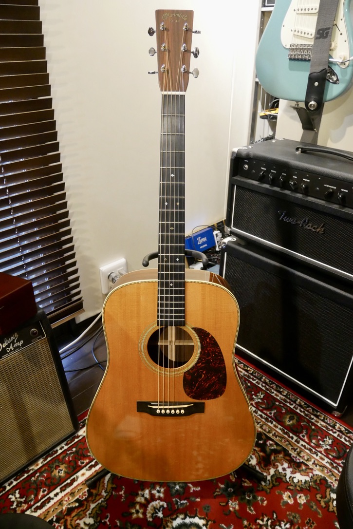 Martin HD28V