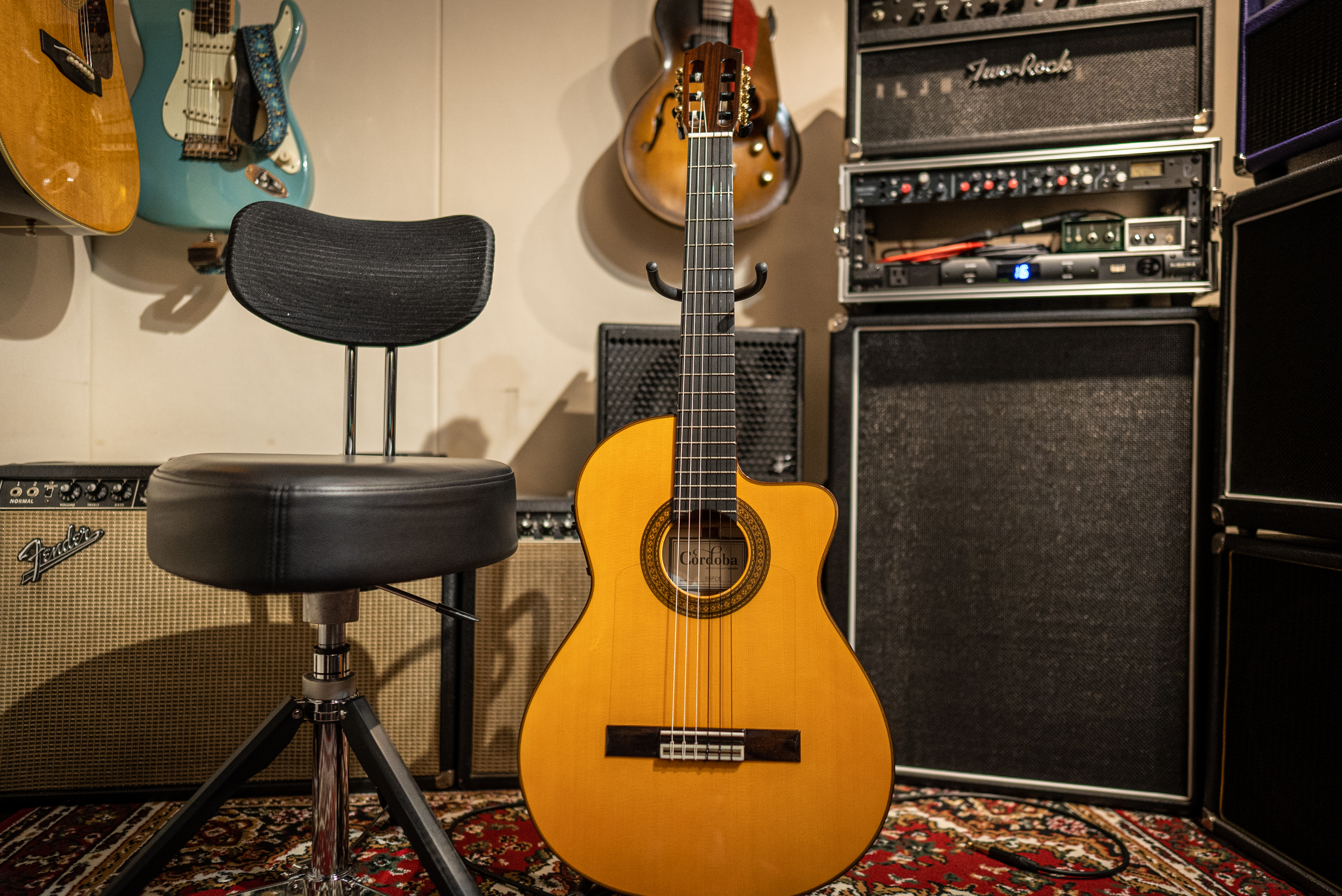 BE6BCA30-F86E-4F89-B247-B31C20EDA391