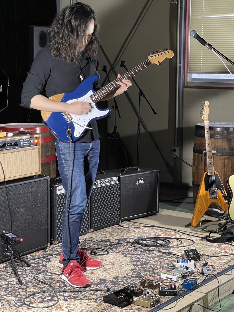 CD013D06-7074-4B5F-8FAC-D10B9067A948_1_105_c