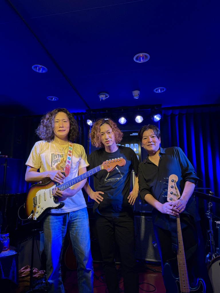 D0240602-2EEF-412C-B61B-323A65DA1064_1_105_c