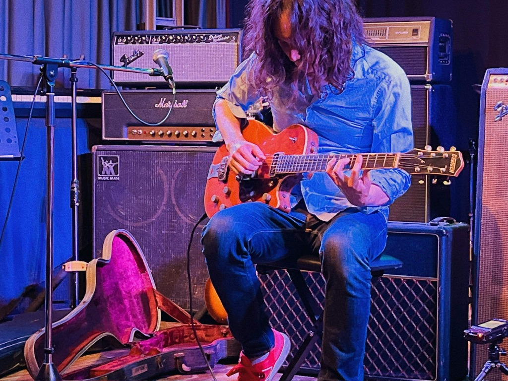 D1AAEA5F-232A-4C4B-867F-C630DC092413_1_105_c