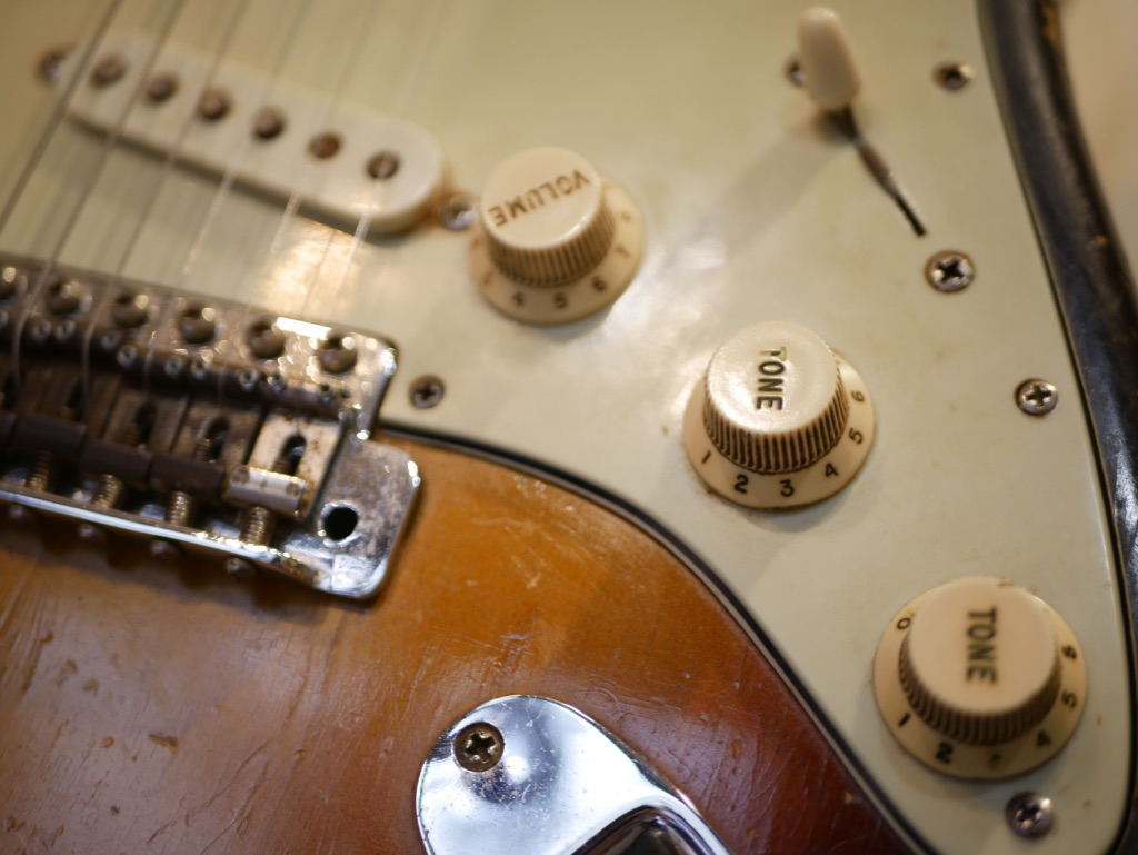 Stratocaster w/ 61’ Neck and 59’ Body