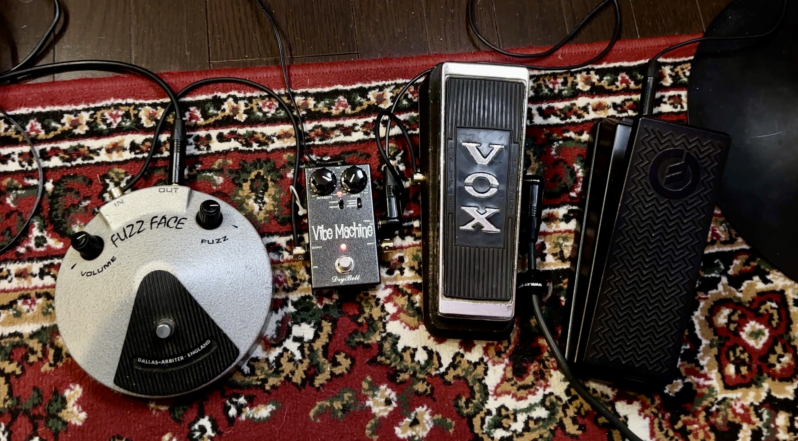 EB9E7DE2-AE5E-45E8-B8E6-0E803F2FE755_1_201_a