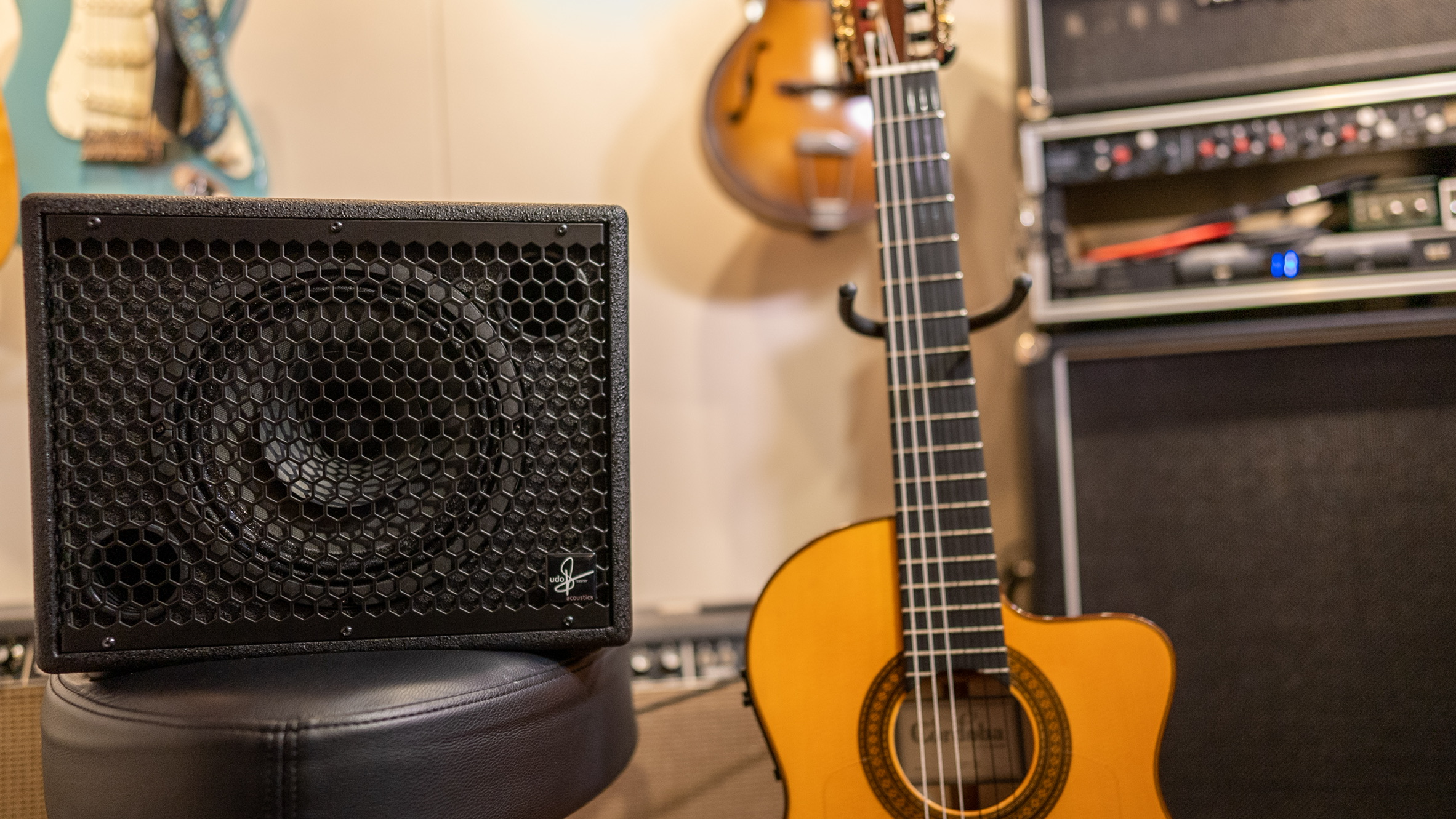 EF07F218-0333-4A2C-9549-AD5F259E5A2D_1_102_o