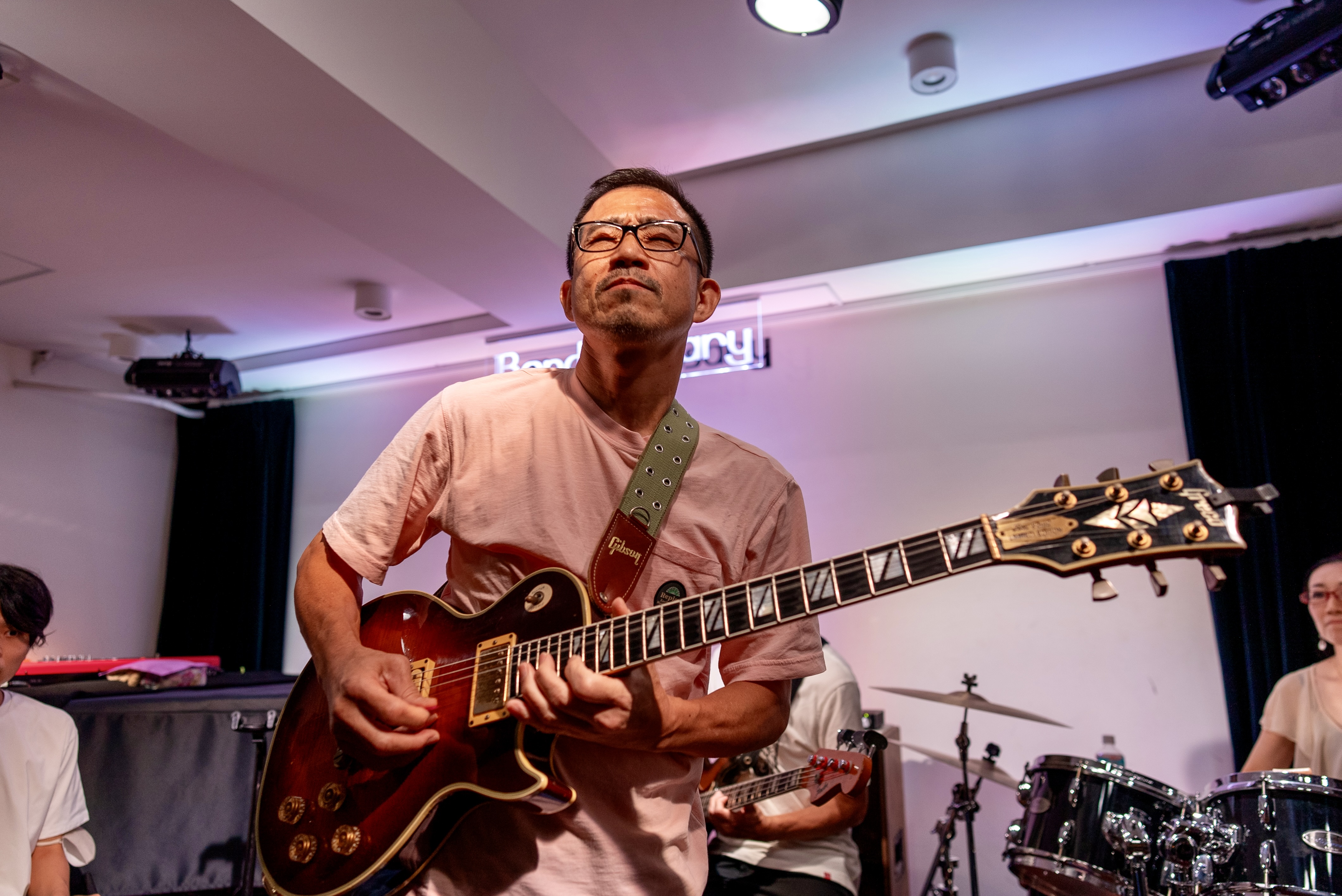 F22E5B75-5D46-4415-9220-36342D7D9D45_1_201_a