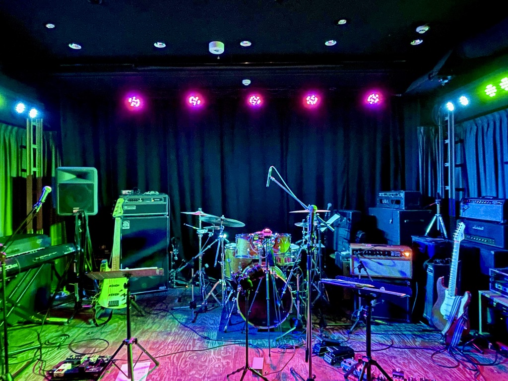 FB258C1B-98D7-43B1-AAE1-97584F87F692_1_105_c