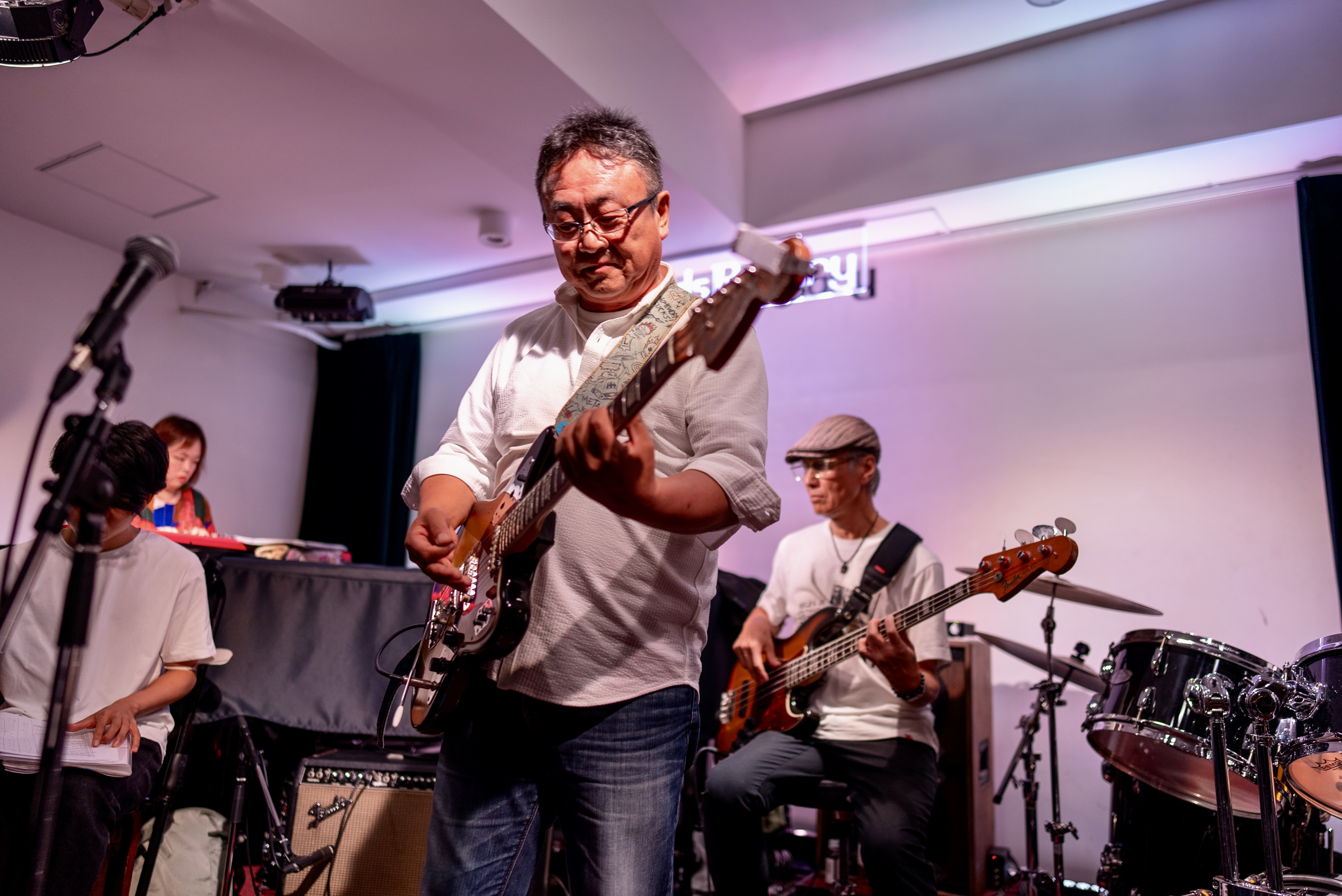 FC181CFD-89E4-4849-9606-845EA8FCDD9E_1_201_a