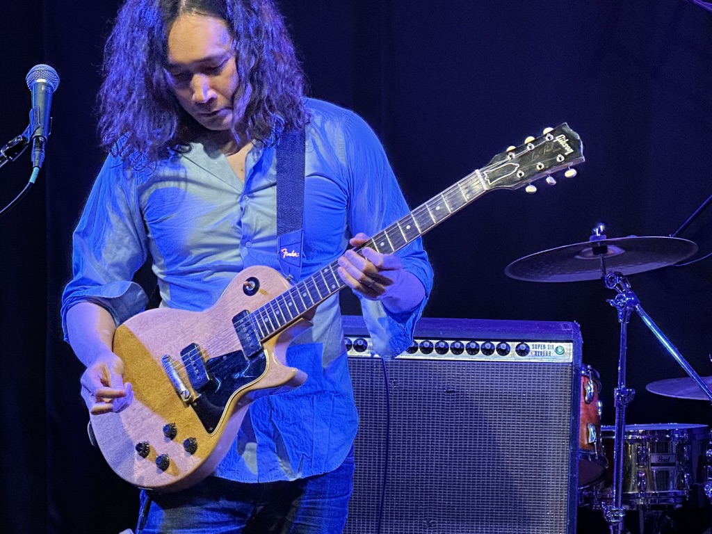 FD19CBB9-E1B4-4F8F-88BB-E25CBCC490A5_1_105_c