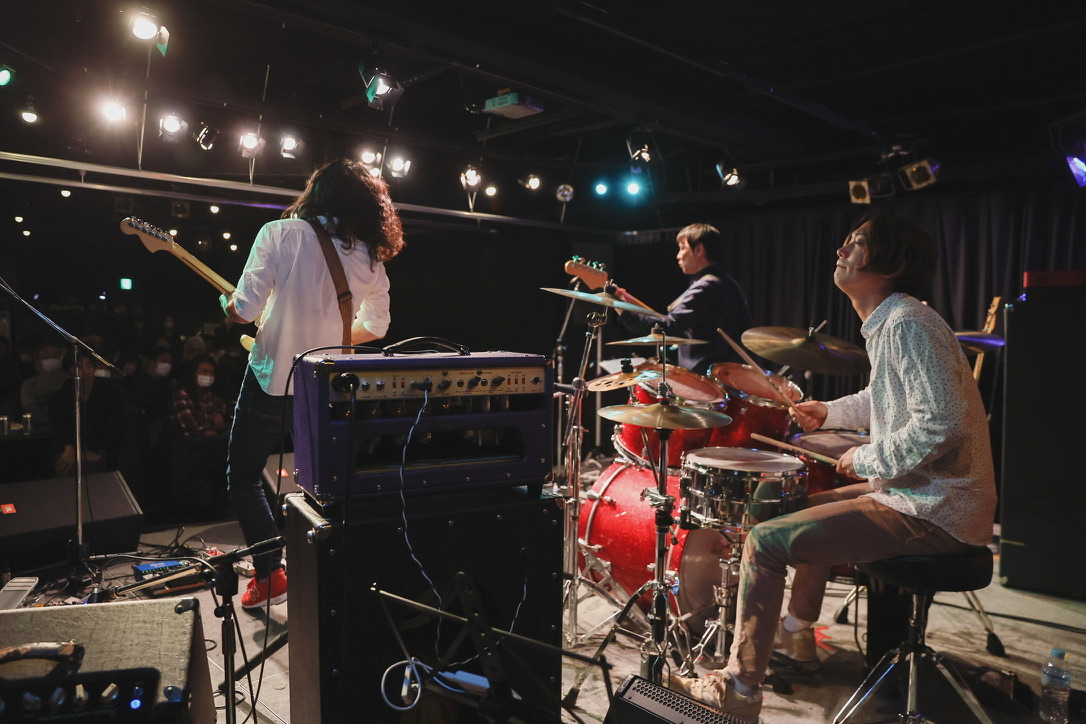 681CC94E-42DE-461C-AA2D-3B390A1DC3D0_1_105_c