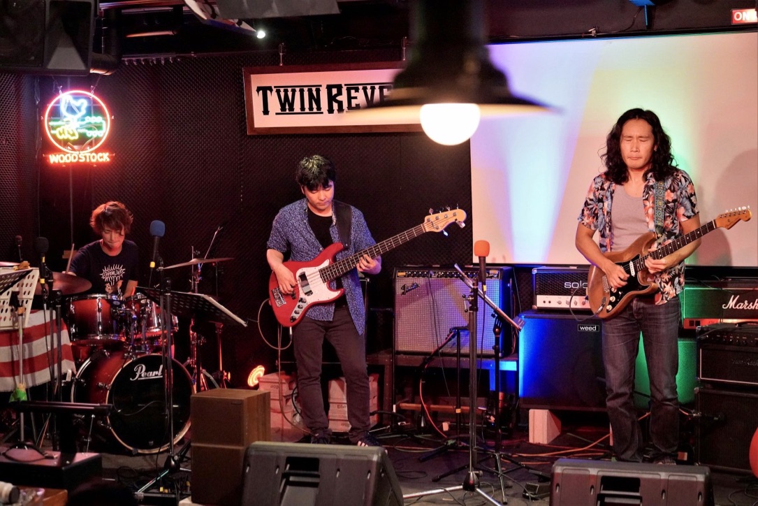 今堀良昭トリオ　yoshiaki imahori trio